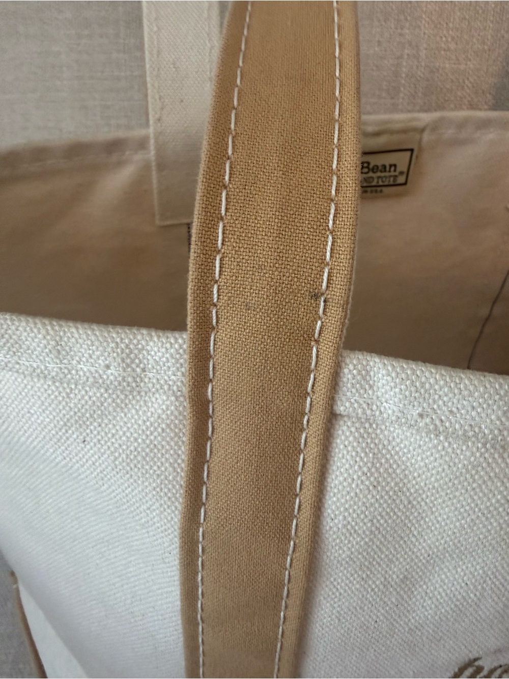 L.L. Bean Boat and Tote - Picture 5 of 11